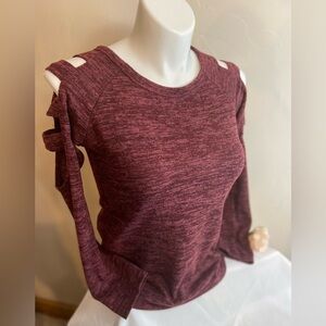 Always Indigo~Burgandy-Pink Blend Tight Knit Top~Arm Cut-Outs~Scoop Neck~Size M